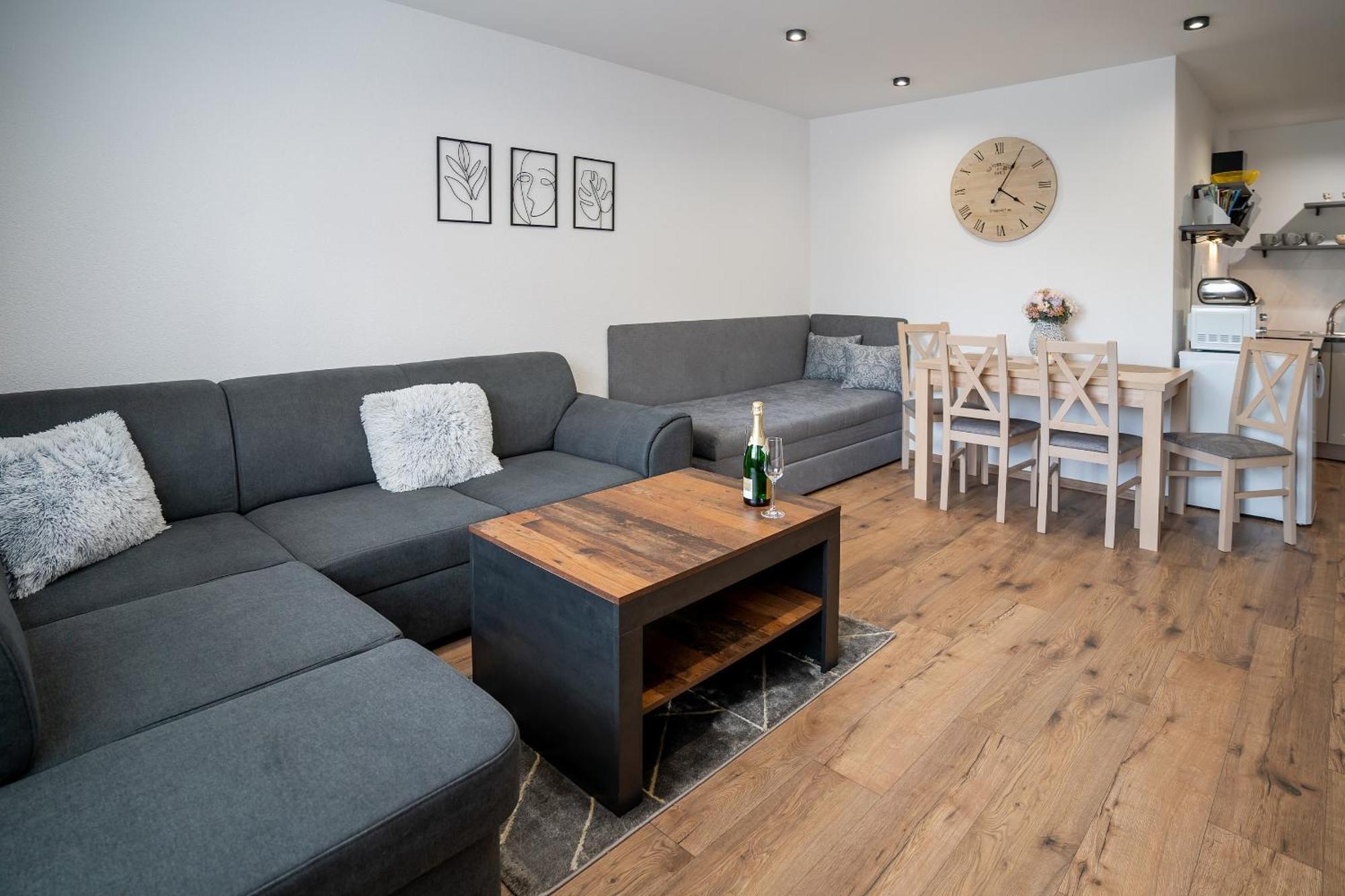 Apartmany Roster Liptovský Mikuláš Esterno foto