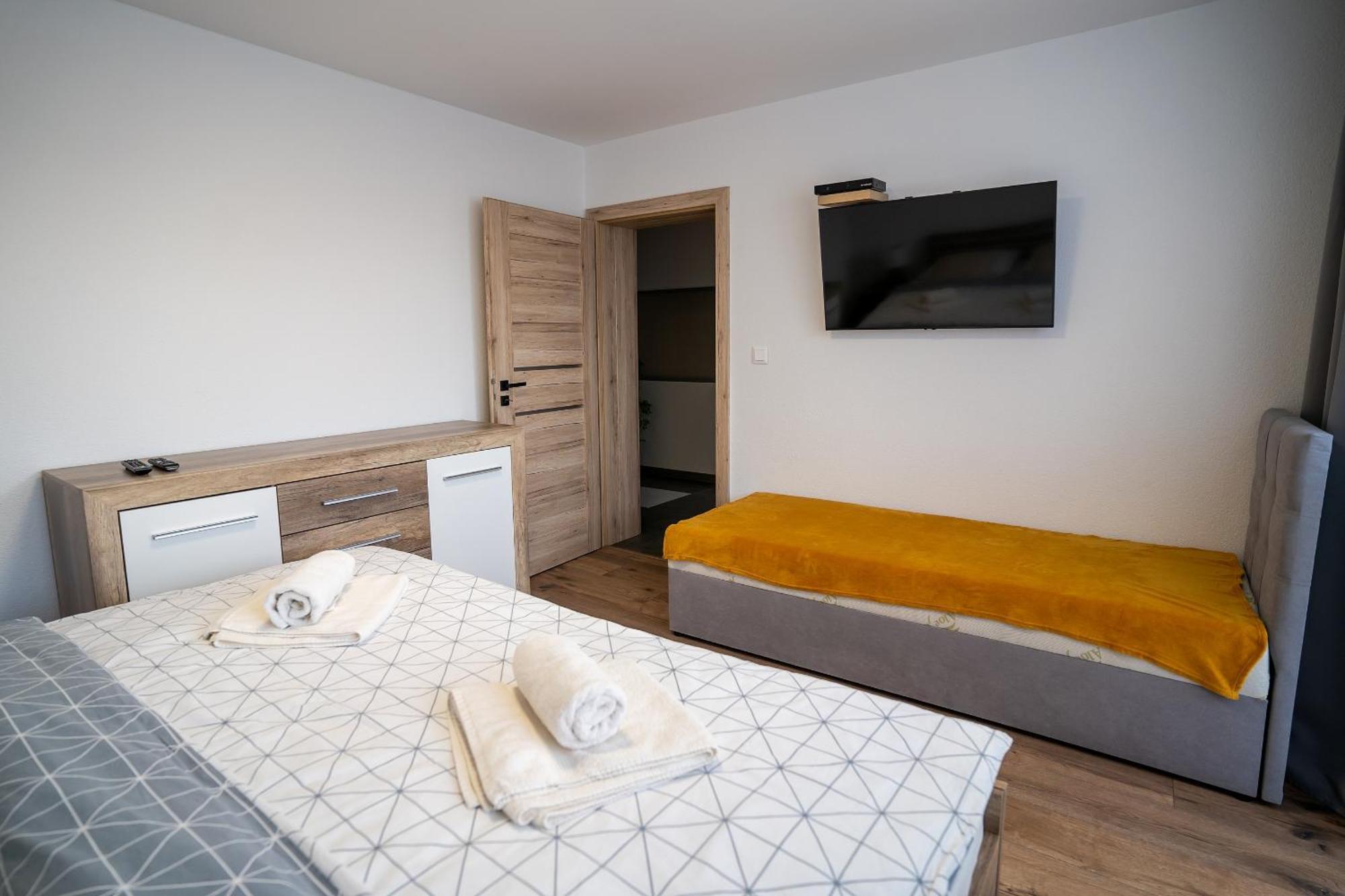 Apartmany Roster Liptovský Mikuláš Esterno foto
